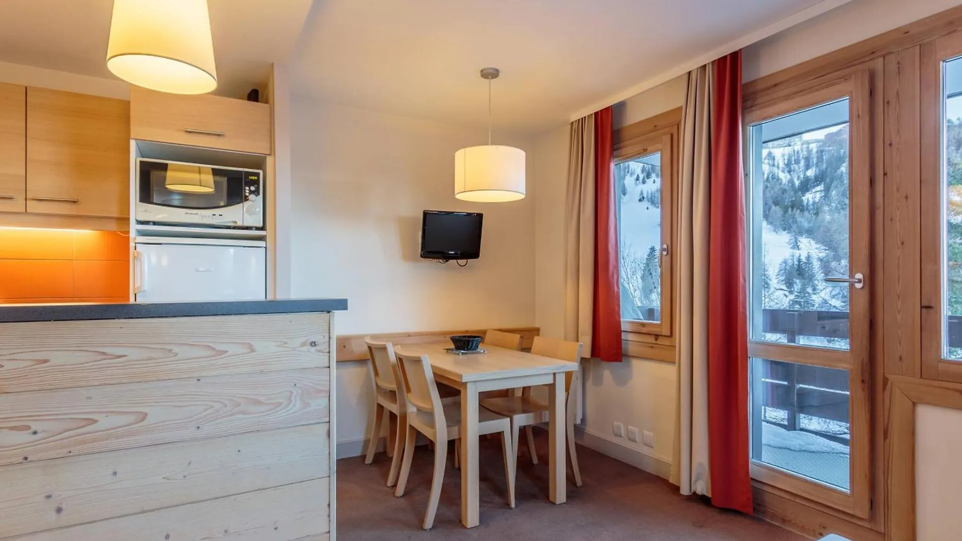 Charmant Appartement A La Plagne, 1 Chambre, Balcon, Proche Commerces - Fr-1-351-213 Apartment La Plagne-Tarentaise